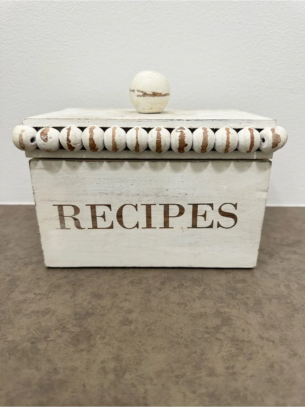 Mud Pie White Beaded Recipe Box White-Washed Beaded Mango Wood 7.5 x 4.5 x 5